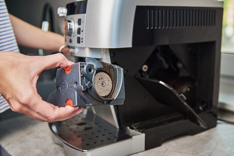 Kaffemaschinen & Espressomaschinen servicieren und reparieren ...